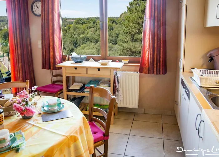 Au Balcon De La Gaume